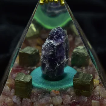 Spirtual Asju Orgonite Tšakra Kristall Ametüst Decor Orgone Püramiid Positiivset Energiat Generaatori EMF Kaitse
